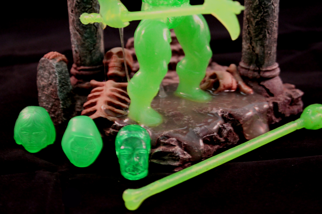 SWAMP DRONE (GANGRENEUS) SLIMED DRONE MIB - Click Image to Close